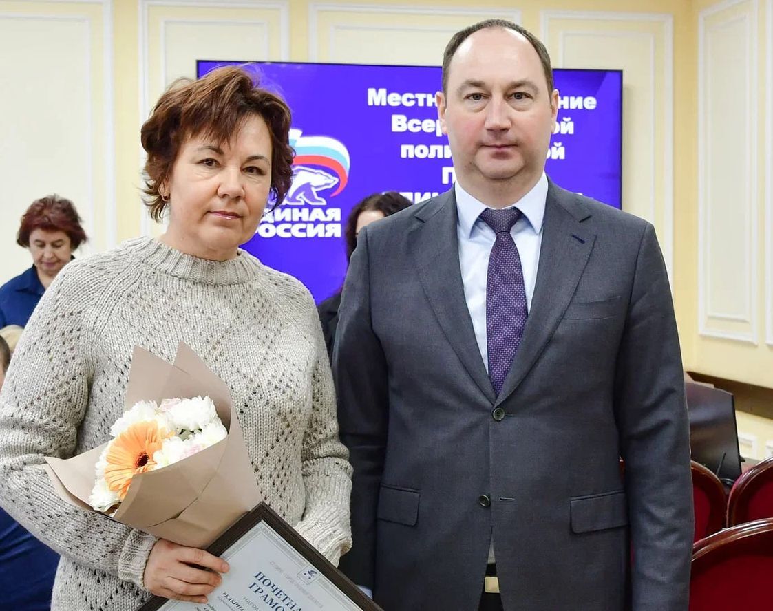 Ступинских журналистов, представителей школьных и молодежных медиацентров поздравили с профессиональным праздником - Днём российской печати Ступинских журналистов, представителей школьных и молодежных медиацентров поздравили с профессиональным праздником - Днём российской печати