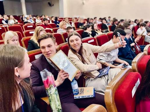 Станислав Каторов: Дорогие студенты!. Студенческие годы — особое время Станислав Каторов: Дорогие студенты!. Студенческие годы — особое время