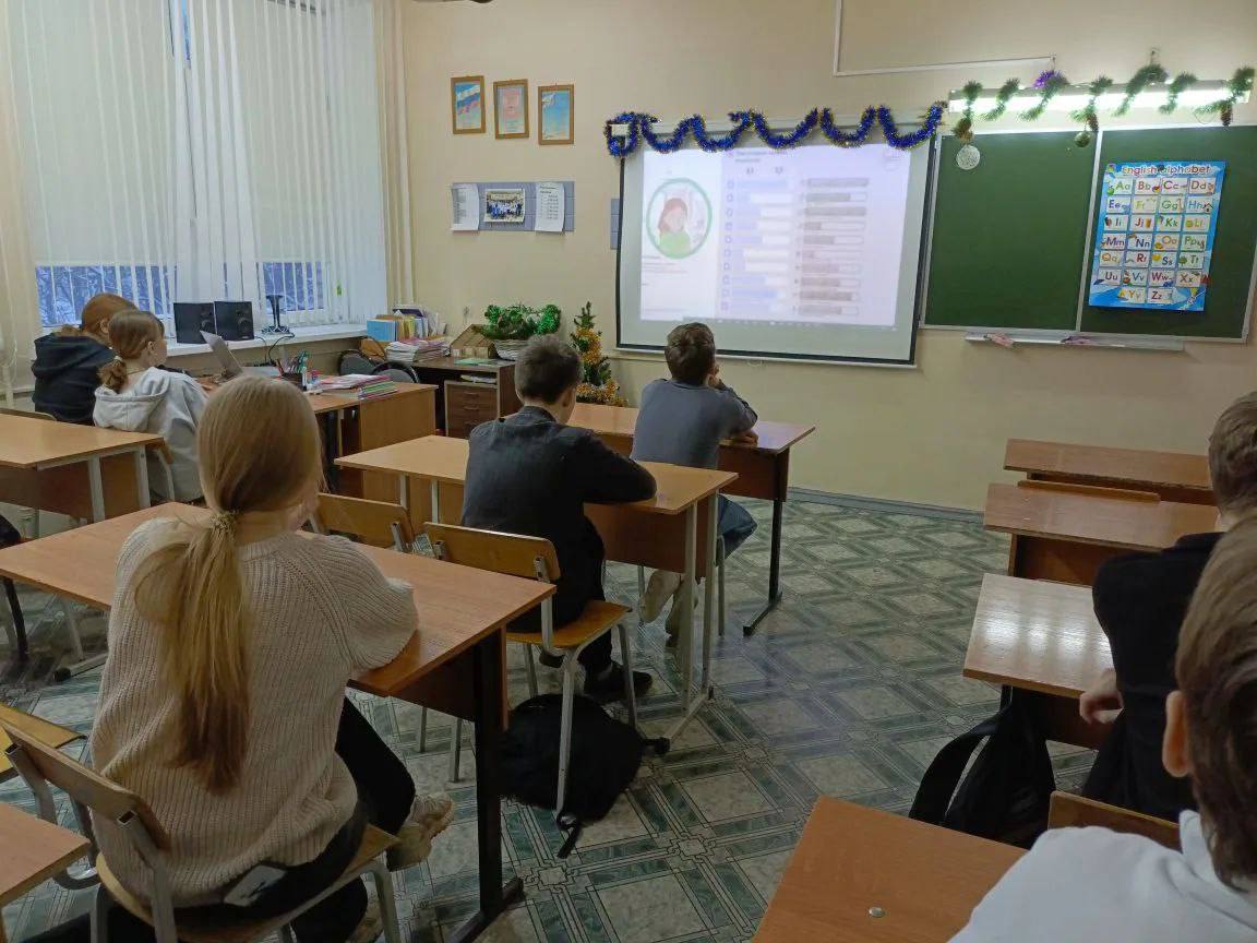 22.01.2026 г. в 6-11 классах МБОУ СОШ Чехов-3 прошло Профориентационное занятие по теме 18 "Мо будущее" 22.01.2026 г. в 6-11 классах МБОУ СОШ Чехов-3 прошло Профориентационное занятие по теме 18 "Мо будущее"