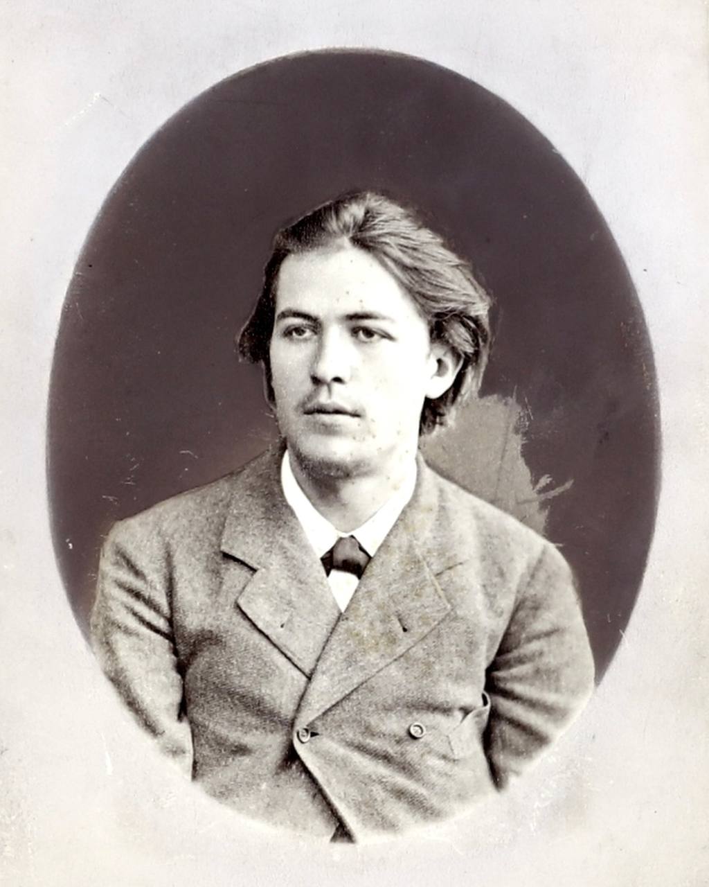 25 января — Татьянин день. Поздравляем всех студентов — бывших и настоящих — с праздником! Великий писатель и драматург Антон Павлович Чехов тоже был когда-то студентом