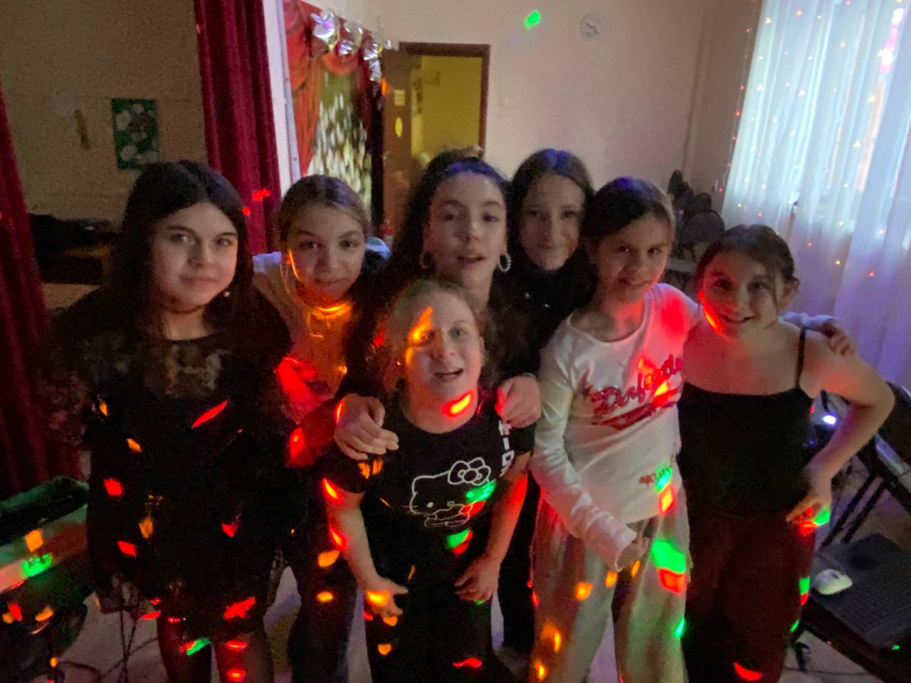 Наши новости. В ДК "Ровесник" м.о. Чехов прошла развлекательная программа для молодежи ко дню студента "Татьянин день"