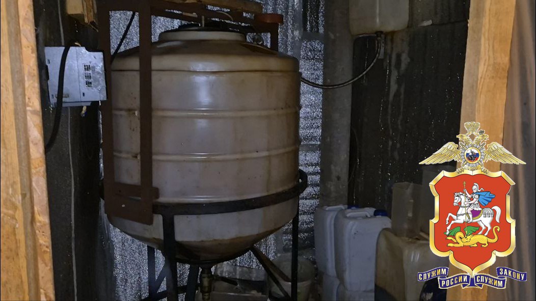 Полицейские в Сергиевом Посаде ликвидировали нарколабораторию в гаражном боксе Полицейские в Сергиевом Посаде ликвидировали нарколабораторию в гаражном боксе