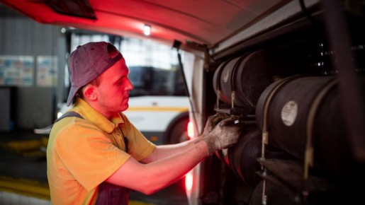 Крупнейший пассажирский перевозчик Московской области АО "МОСТРАНСАВТО" приглашает на работу слесарей