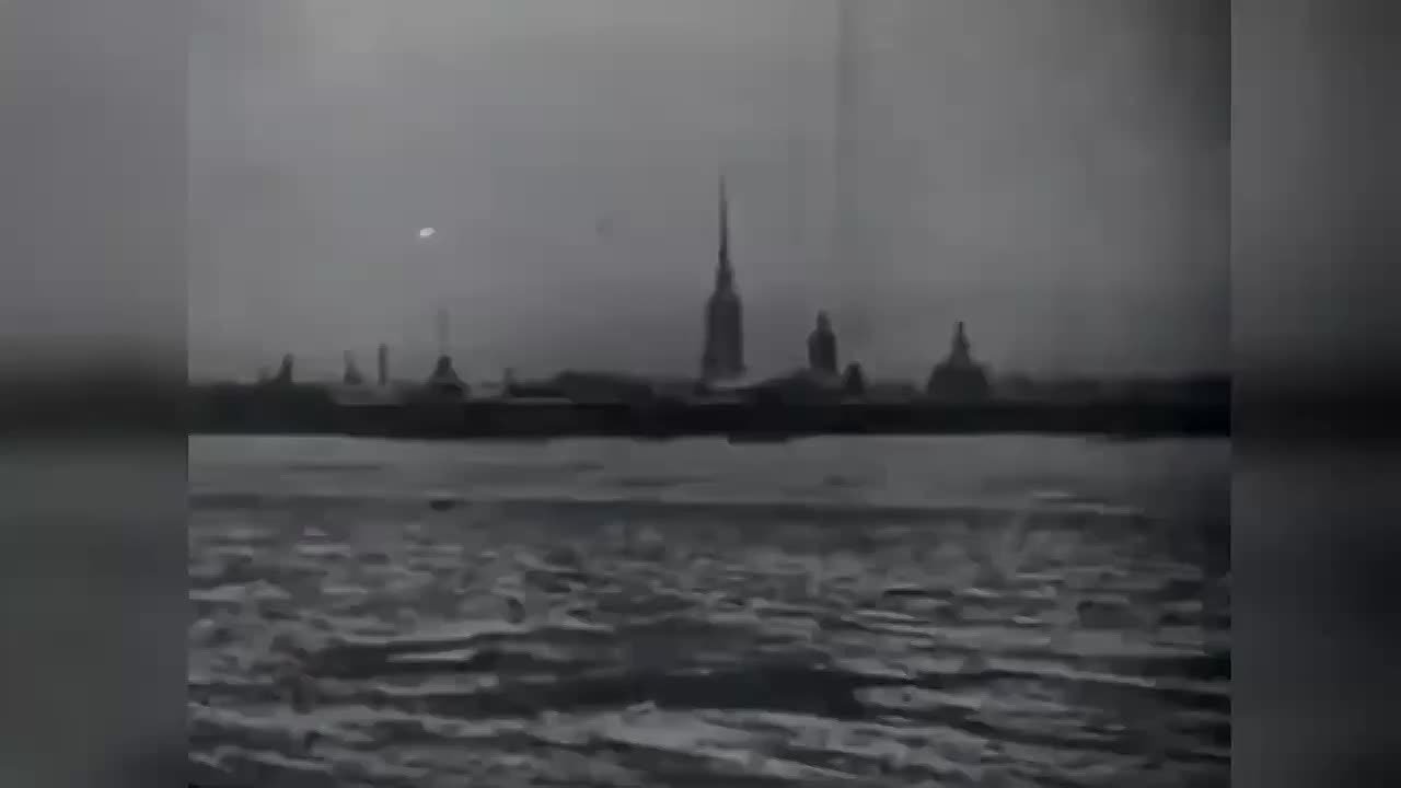 В 1944 году, 82 года назад, Ленинград был освобождён от блокады немецко-фашистских войск