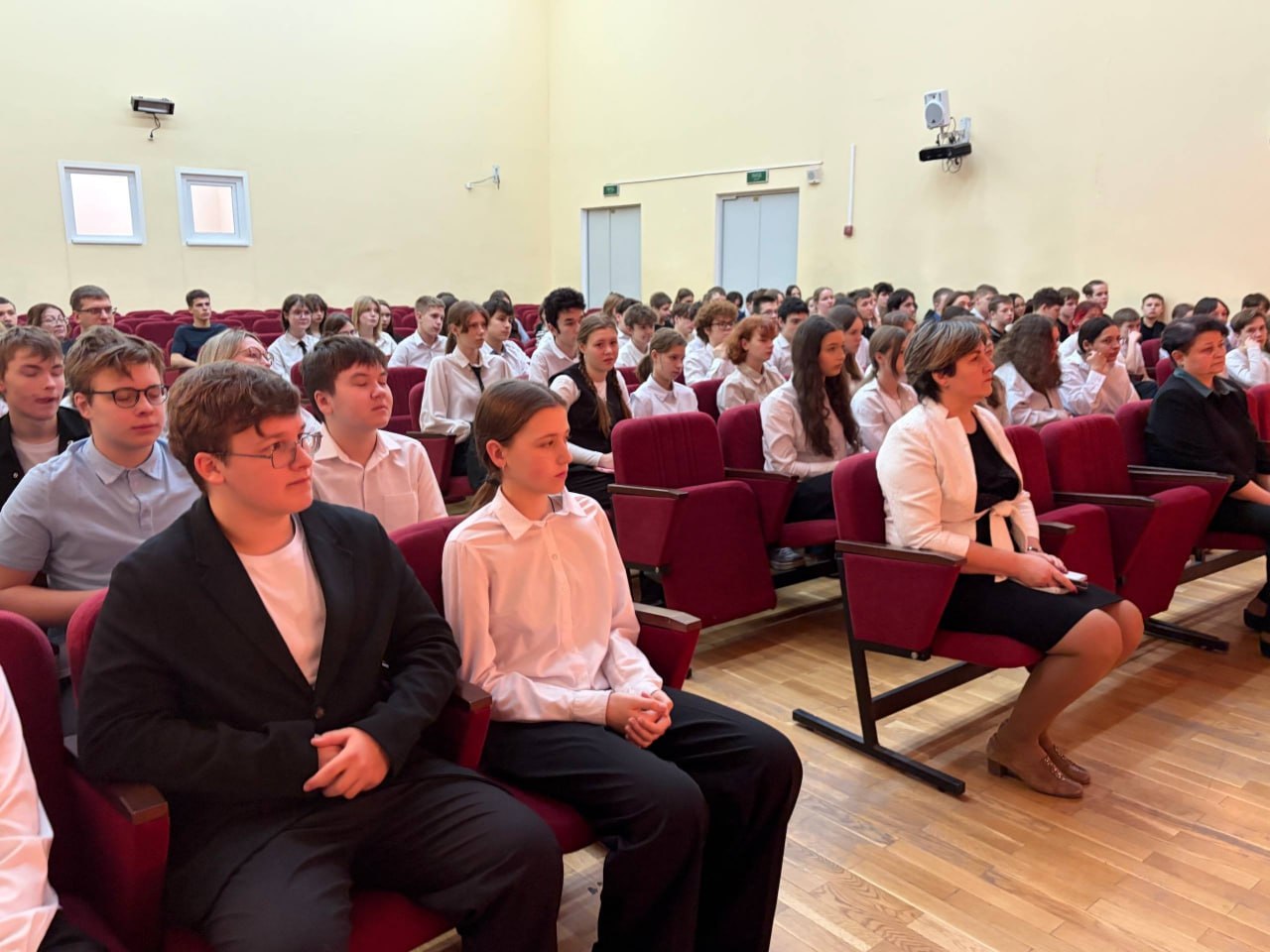 Урок мужества, посвященный Международному дню памяти жертв Холокоста, провели для школьников Балашихи Урок мужества, посвященный Международному дню памяти жертв Холокоста, провели для школьников Балашихи