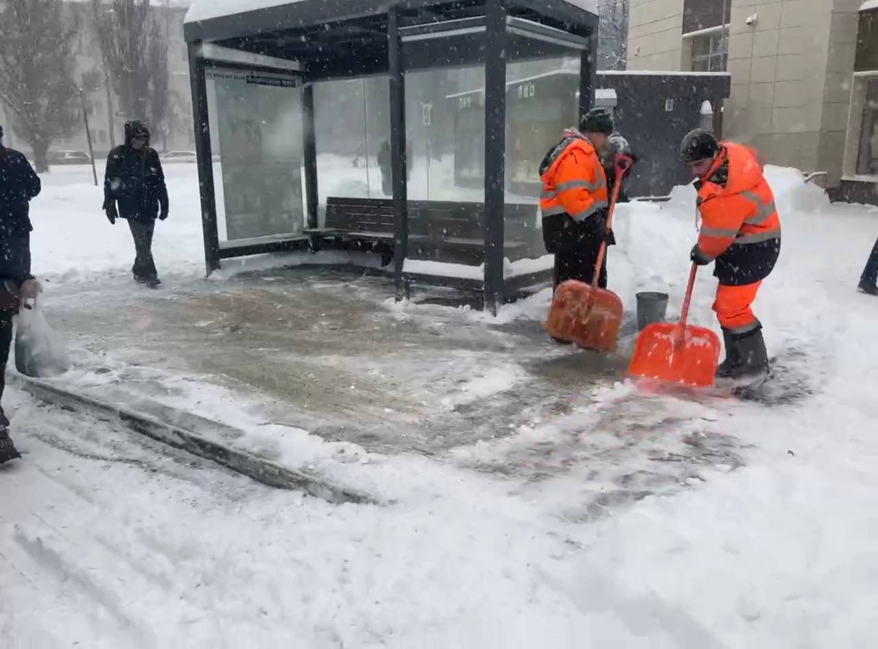 Снегопад продлится до утра 29 января Снегопад продлится до утра 29 января