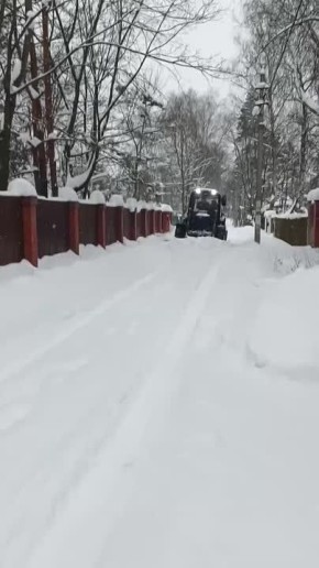 Андрей Булгаков: Продолжаем уборку территории от снега