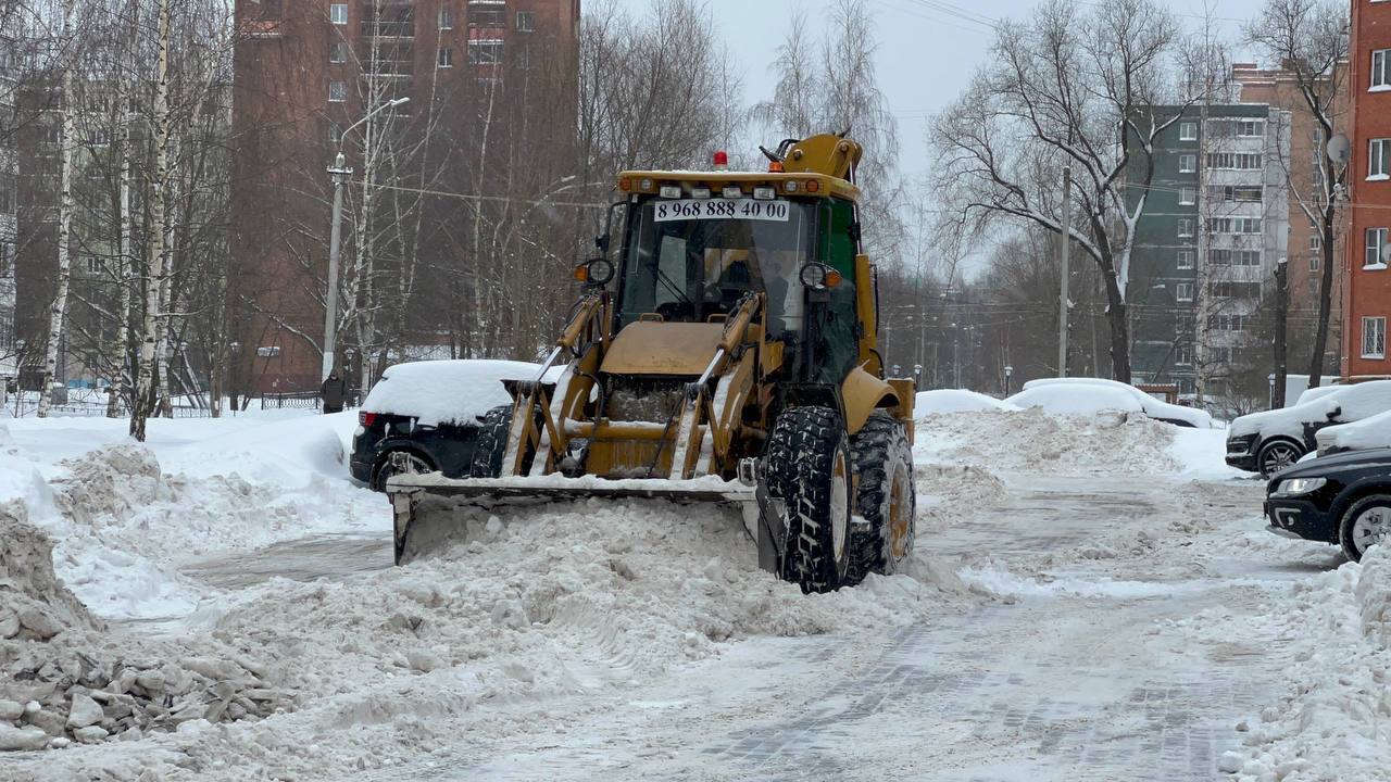Дорожные и коммунальные службы Дмитровского округа перешли на круглосуточный режим работы Дорожные и коммунальные службы Дмитровского округа перешли на круглосуточный режим работы
