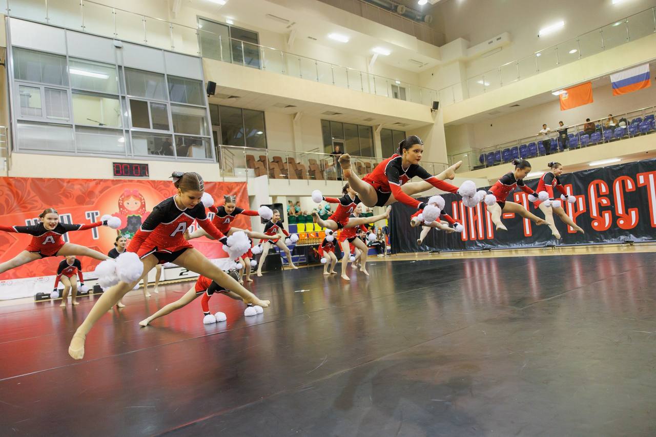 В Мытищах прошел большой праздник чирлидинга В Мытищах прошел большой праздник чирлидинга