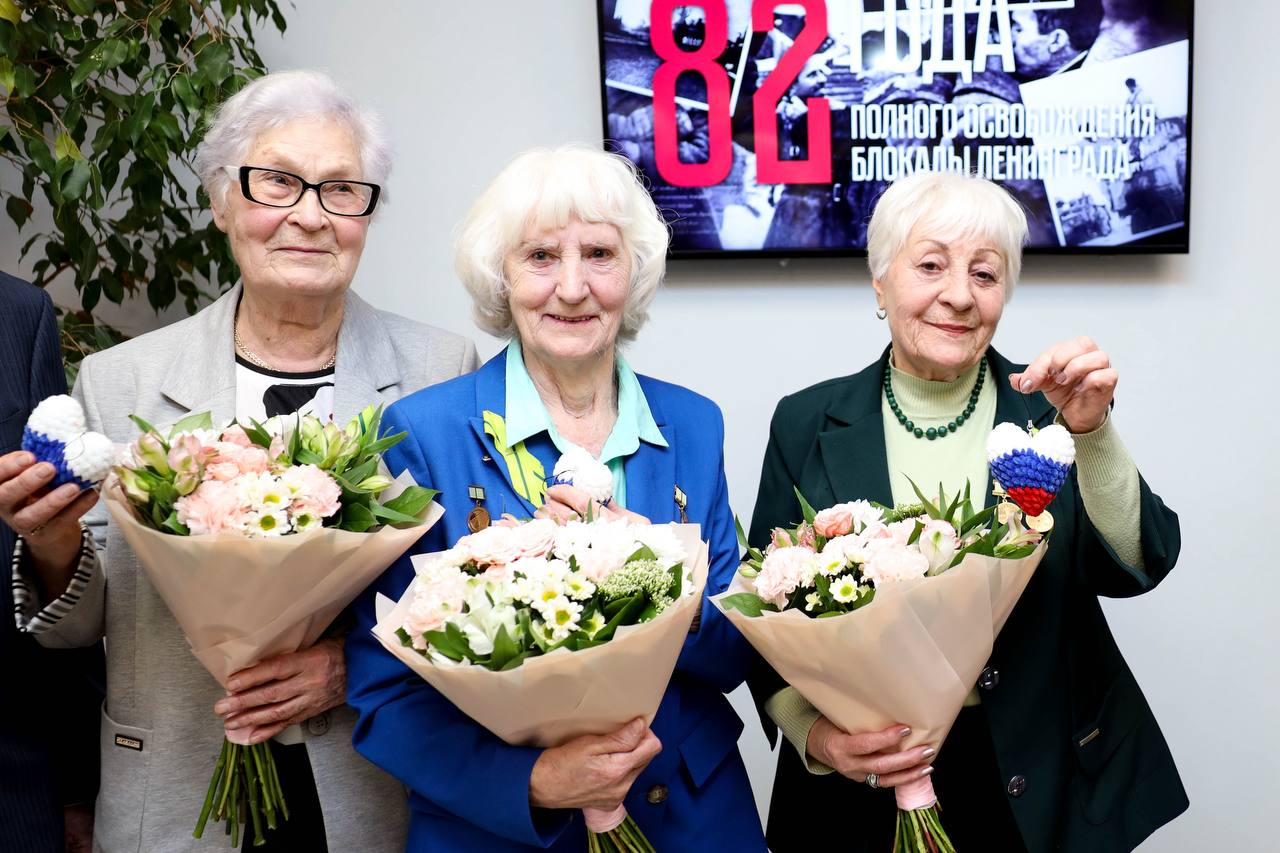 Юлия Купецкая: Непокоренный Ленинград, мы помним подвиг твой!