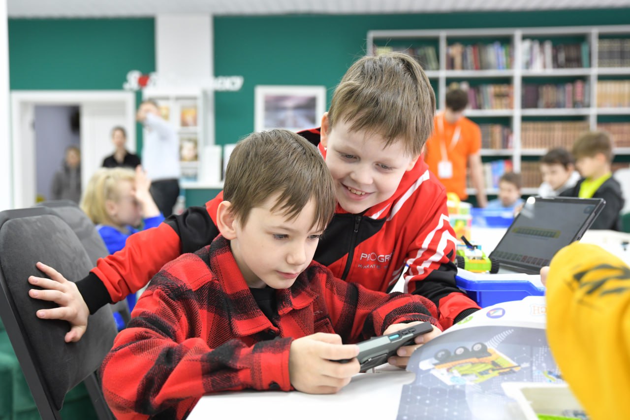 Снегопад продолжается с разной интенсивностью