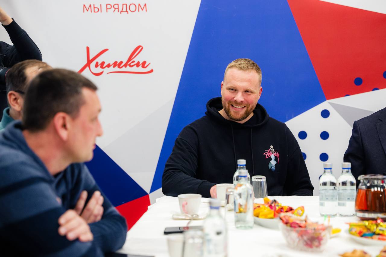 Инна Федотова встретилась с волонтёрами и добровольцами Химок Инна Федотова встретилась с волонтёрами и добровольцами Химок