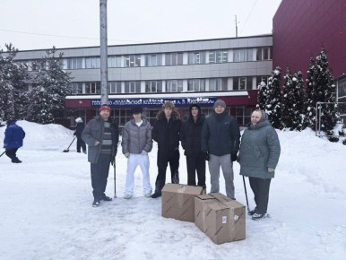 Члены Общественной палаты – активисты из Климовска – передали гуманитарную помощь нашим бойцам в зону СВО