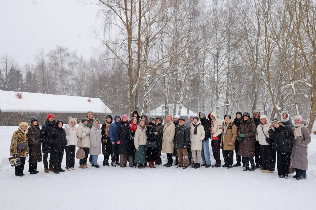 Сегодня в музее-заповеднике А. П. Чехова «Мелихово» завершился первый день второго (очного) тура прослушиваний XVI Международного конкурса чтецких работ имени А. П. Чехова Сегодня в музее-заповеднике А. П. Чехова «Мелихово» завершился первый день второго (очного) тура прослушиваний XVI Международного конкурса чтецких работ имени А. П. Чехова