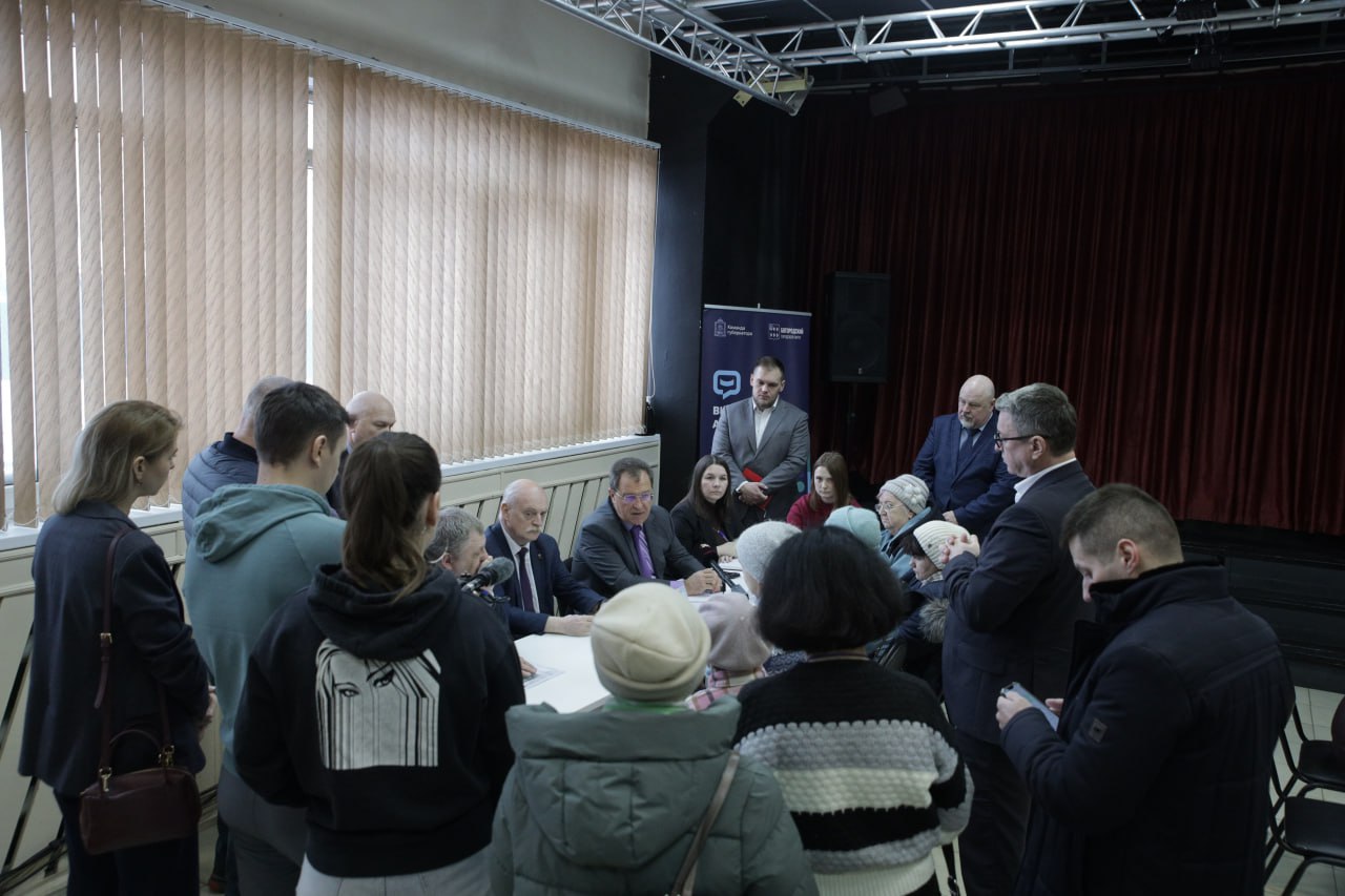 Игорь Сухин: Провели выездную администрацию в посёлке Воровского Игорь Сухин: Провели выездную администрацию в посёлке Воровского