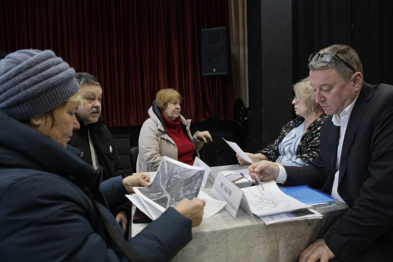 Игорь Сухин: Провели выездную администрацию в посёлке Воровского Игорь Сухин: Провели выездную администрацию в посёлке Воровского