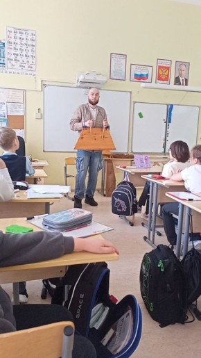 ������� ������, ������� � ��������, ����������, ��� � ����� ������������ ���������, � �������� ���� ����������� ����� ��������� � ��� � �����