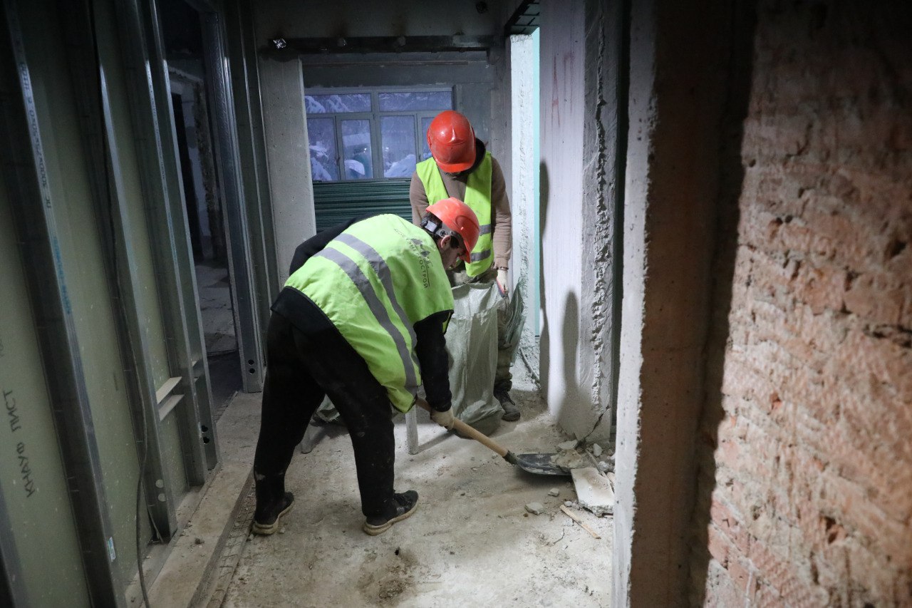 В Долгопрудном продолжается капитальный ремонт дошкольного отделения школы №9 В Долгопрудном продолжается капитальный ремонт дошкольного отделения школы №9