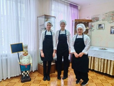 Серпуховская юниорка покоряет кулинарные высоты: учащаяся Губернского колледжа прошла в региональный этап чемпионата «Профессионалы2026»