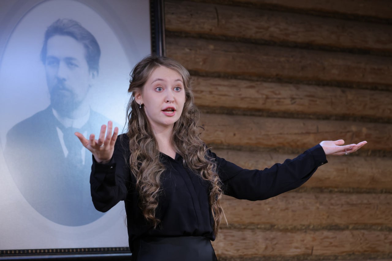 В Мелихове объявили победителей XVI Международного конкурса чтецких работ им. А. П. Чехова В Мелихове объявили победителей XVI Международного конкурса чтецких работ им. А. П. Чехова