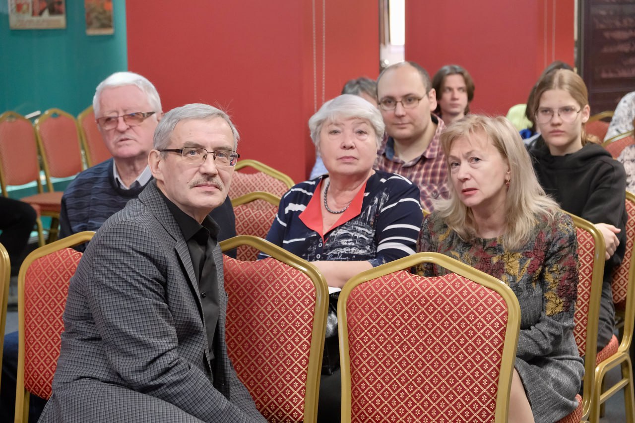 В Красногорском филиале Музея Победы прошла лекция «Пропаганда в годы Великой Отечественной войны. Цели и средства» В Красногорском филиале Музея Победы прошла лекция «Пропаганда в годы Великой Отечественной войны. Цели и средства»