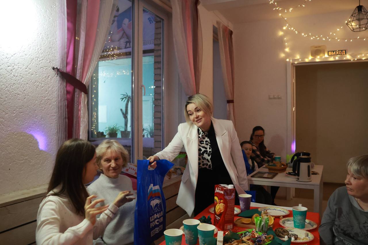 В Протвино прошёл юбилейный, десятый по счёту зимний праздник для людей с ограниченными возможностями здоровья в рамках партийного проекта Единой России «Единая страна - доступная среда» В Протвино прошёл юбилейный, десятый по счёту зимний праздник для людей с ограниченными возможностями здоровья в рамках партийного проекта Единой России «Единая страна - доступная среда»