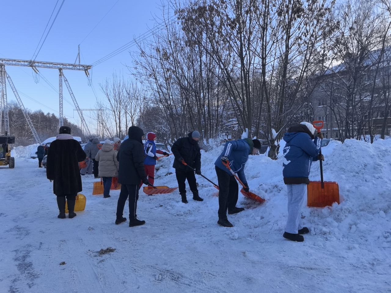 Морозное утро не остановило наших коллег и партийцев! Морозное утро не остановило наших коллег и партийцев!