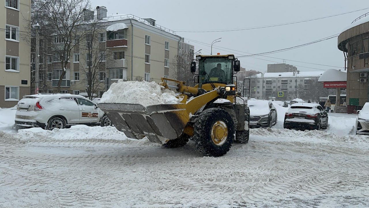 Вывоз снега на ж/д станции Домодедово Вывоз снега на ж/д станции Домодедово