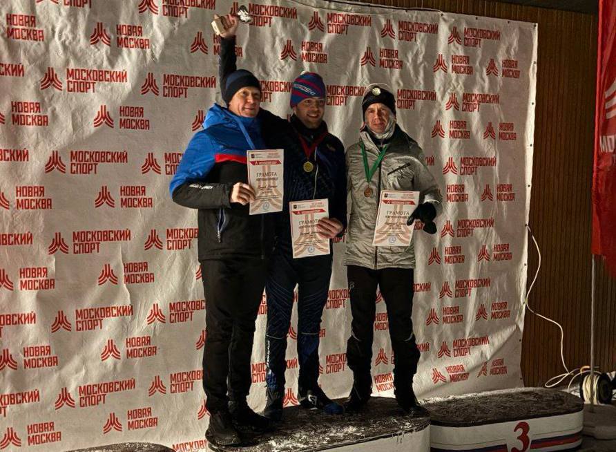 Спортсмены ФСК «Заречье» завоевали три награды на вечерней гонке с фонарями