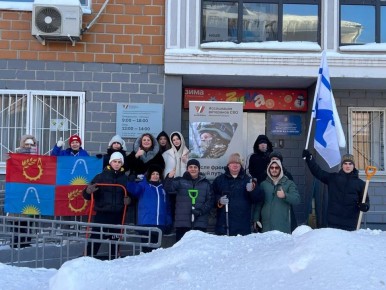 Герой России Иван Клещерев присоединился к масштабному снежному субботнику Единой России в Балашихе
