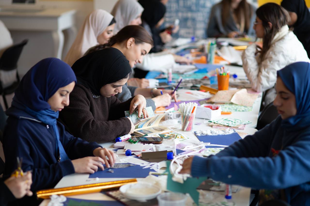 Татьяна Витушева: Учащиеся из Объединённых Арабских Эмиратов посетили Музей «Новый Иерусалим» в Истре Татьяна Витушева: Учащиеся из Объединённых Арабских Эмиратов посетили Музей «Новый Иерусалим» в Истре