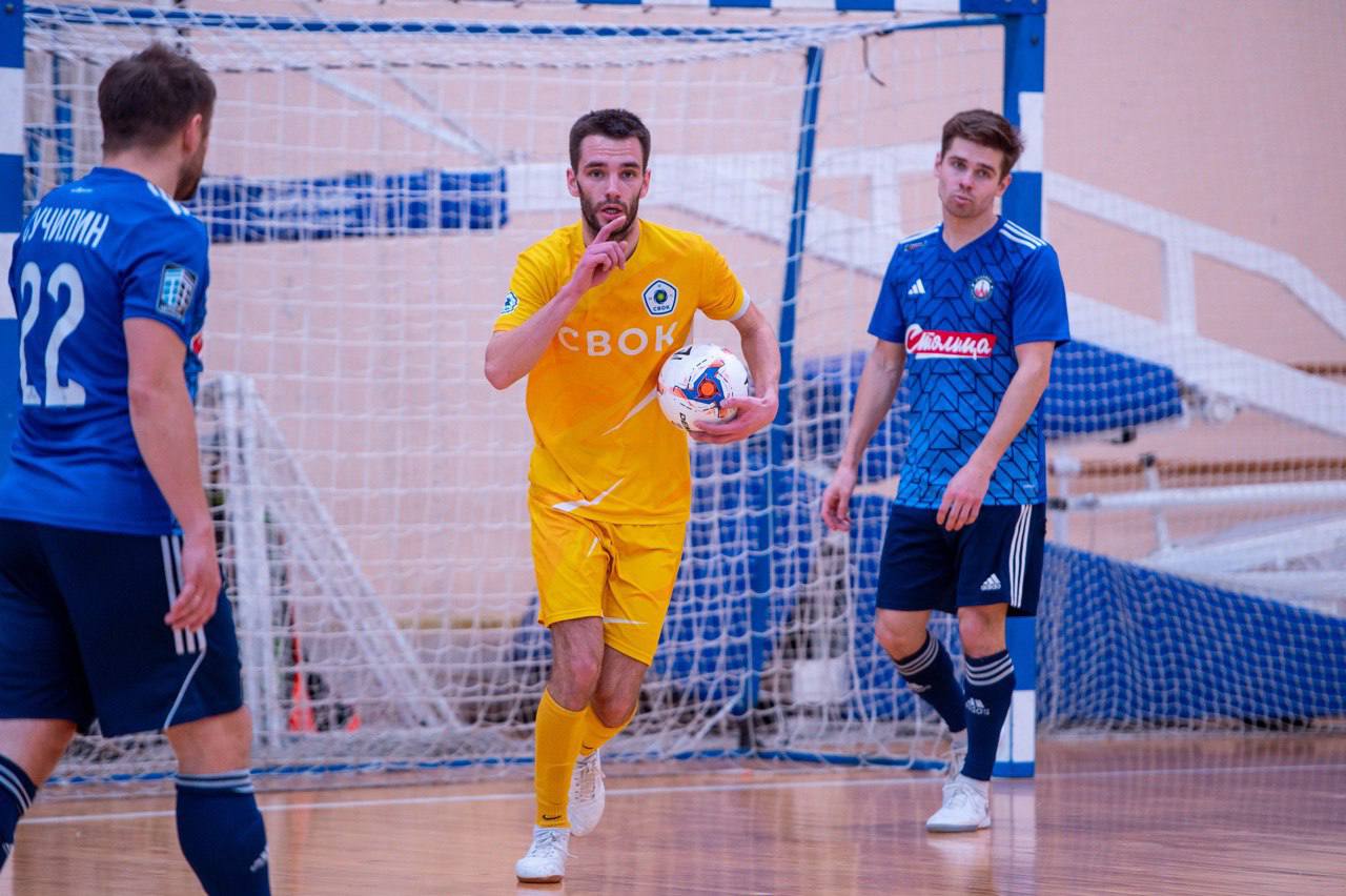 НЕ ХВАТИЛО ДО ПОБЕДЫ. Итог встречи с МФК «Столица», состоявшейся в рамках 8 тура Чемпионата Московской области по футзалу, оказался неутешительным для команды МФК «СВОК» - 2:9 НЕ ХВАТИЛО ДО ПОБЕДЫ. Итог встречи с МФК «Столица», состоявшейся в рамках 8 тура Чемпионата Московской области по футзалу, оказался неутешительным для команды МФК «СВОК» - 2:9