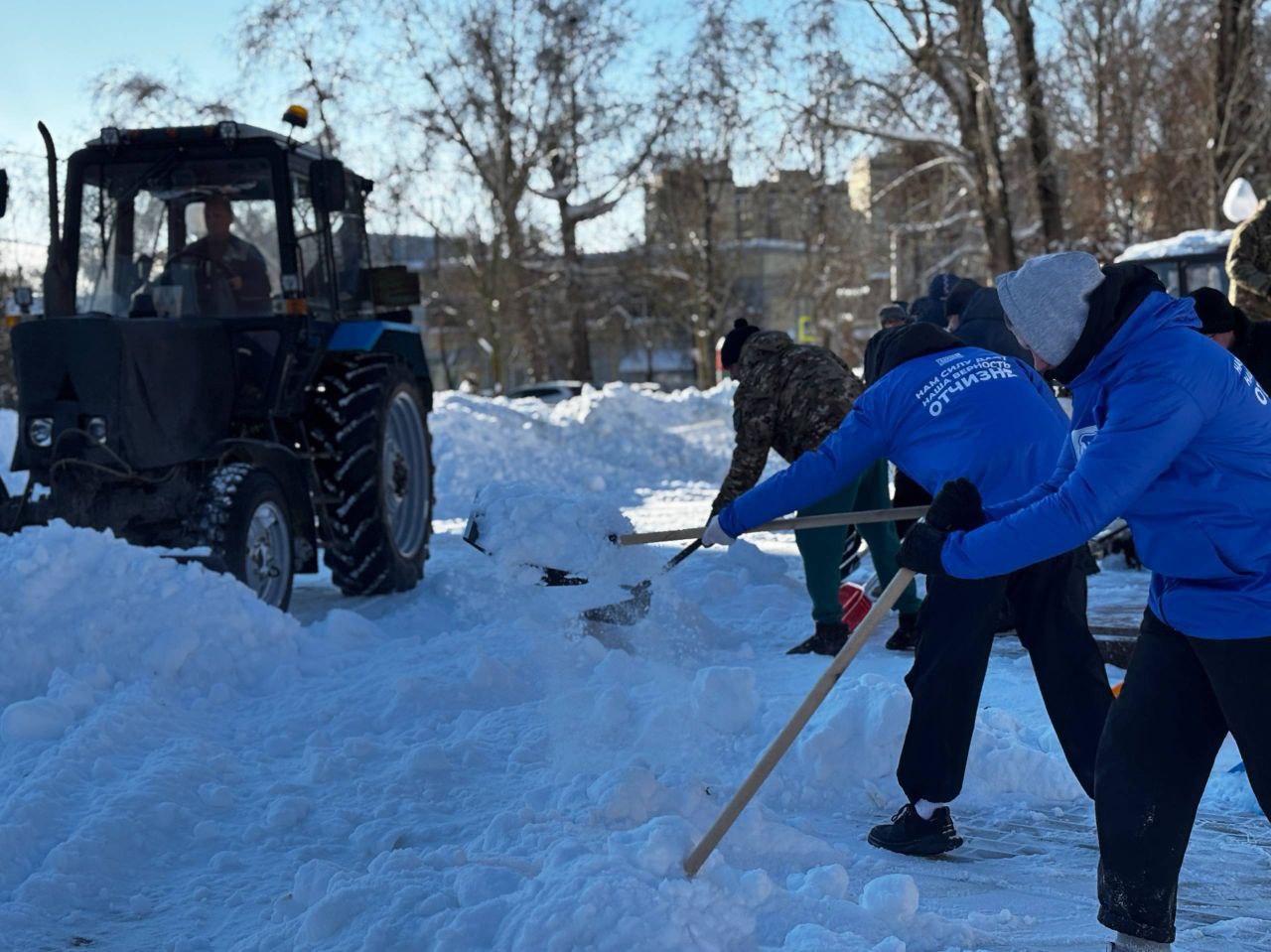 Алексей Малкин: Сегодня в округе прошел зимний субботник Алексей Малкин: Сегодня в округе прошел зимний субботник