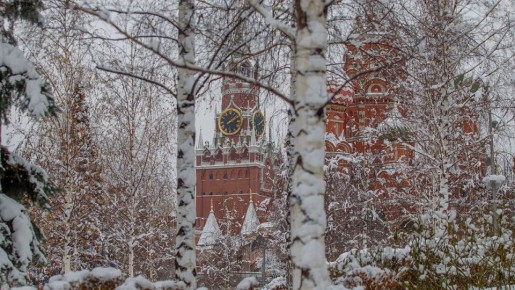 Суровые февральские морозы в Центральной России отступят только к следующим выходным, сообщил Евгений Тишковец