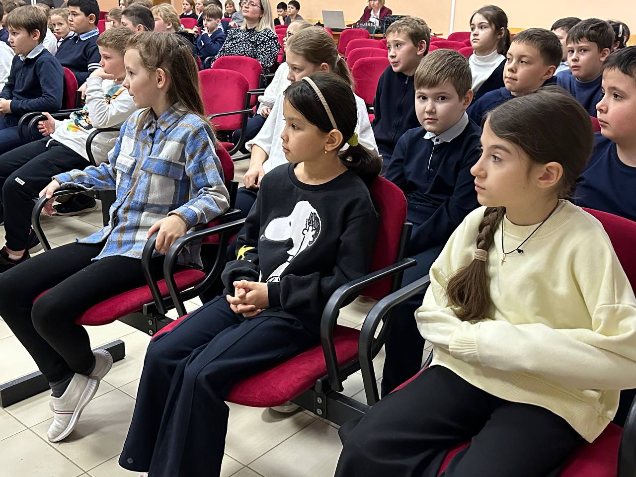 Литературно-музыкальная композиция в честь Победы в Сталинградской битве Литературно-музыкальная композиция в честь Победы в Сталинградской битве