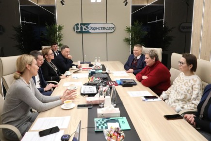 Вчера с рабочим визитом посетил АО «Фармстандарт» – флагман отечественной фармацевтики, который находится здесь, в Долгопрудном