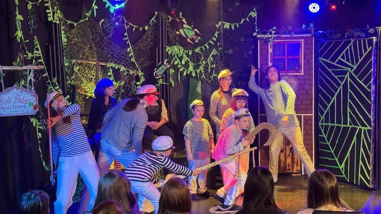 «Страна Снов» стала реальностью: в Ступино оживили историю «Коралины» «Страна Снов» стала реальностью: в Ступино оживили историю «Коралины»