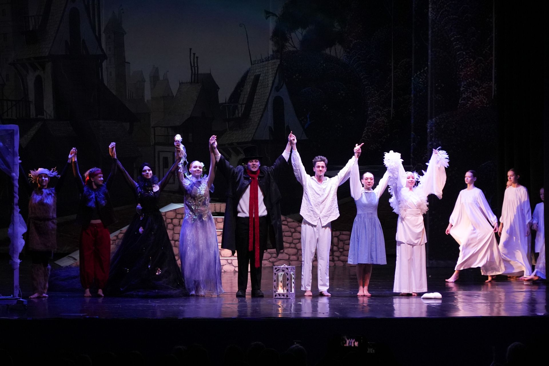 Наши новости. "Сказка сказок" ожила на сцене Дворца культуры «Дружба» м.о. Чехов Наши новости. "Сказка сказок" ожила на сцене Дворца культуры «Дружба» м.о. Чехов