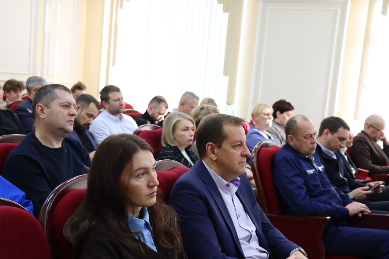 Модернизацию системы теплоснабжения и предоставление государственных и муниципальных услуг в области земельно-имущественных отношений рассмотрели в Ступино Модернизацию системы теплоснабжения и предоставление государственных и муниципальных услуг в области земельно-имущественных отношений рассмотрели в Ступино