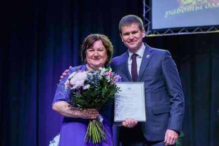 � ��������� ���������� ��������� ���� �������� �������� ���������� � 25-������ ���������� ����� ��������-��������