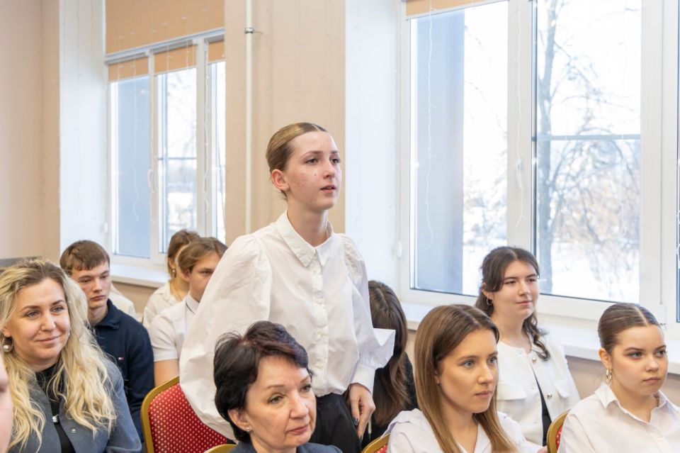 � ������������ ���������� ������� ���������������� � ��������� ��������������� ���� ��������� �������