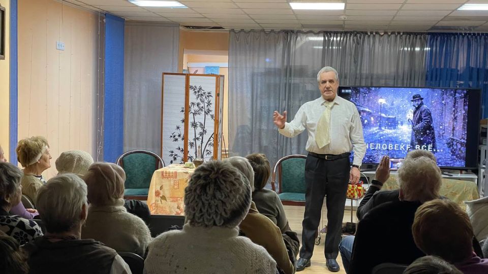 �.�����. ����������� ��������� ����� ��������� ���������� "���������� ����" (�������� �.�����) �������� ��������� �� ��������� �.�.������ "� �������� ���