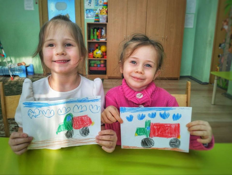 В рамках реализации проекта «Предшкола: стандарт детского сада» в дошкольном отделении гимназии №2 м.о. Чехов (здание 3, п. Васькино) на тематической неделе «Экпериментариум» - лексическая тема «Великие ученые и их... В рамках реализации проекта «Предшкола: стандарт детского сада» в дошкольном отделении гимназии №2 м.о. Чехов (здание 3, п. Васькино) на тематической неделе «Экпериментариум» - лексическая тема «Великие ученые и их...