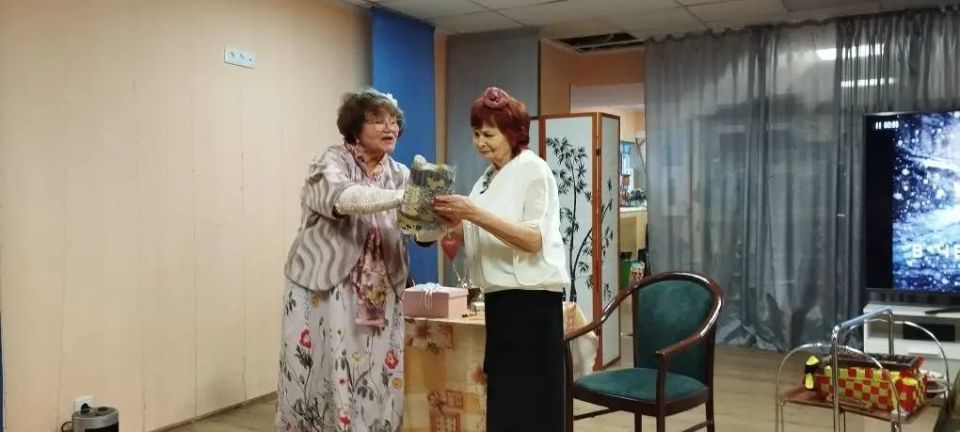 �.�����. ����������� ��������� ����� ��������� ���������� "���������� ����" (�������� �.�����) �������� ��������� �� ��������� �.�.������ "� �������� ���