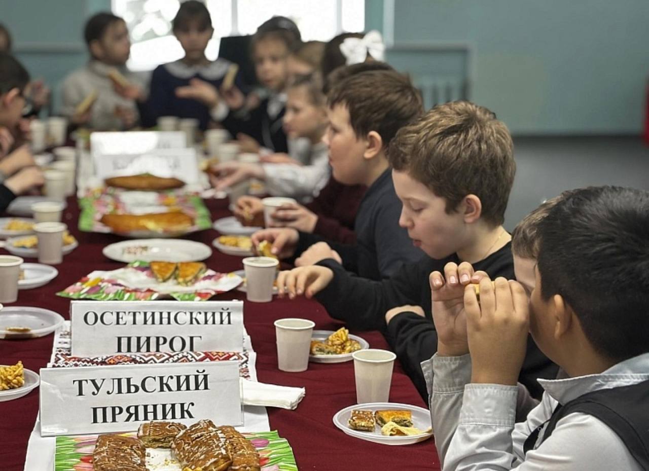 В молодежном центре Воскресенска прошел фестиваль игр народов России Сегодня, 6 февраля, в молодежном центре В молодежном центре Воскресенска прошел фестиваль игр народов России Сегодня, 6 февраля, в молодежном центре