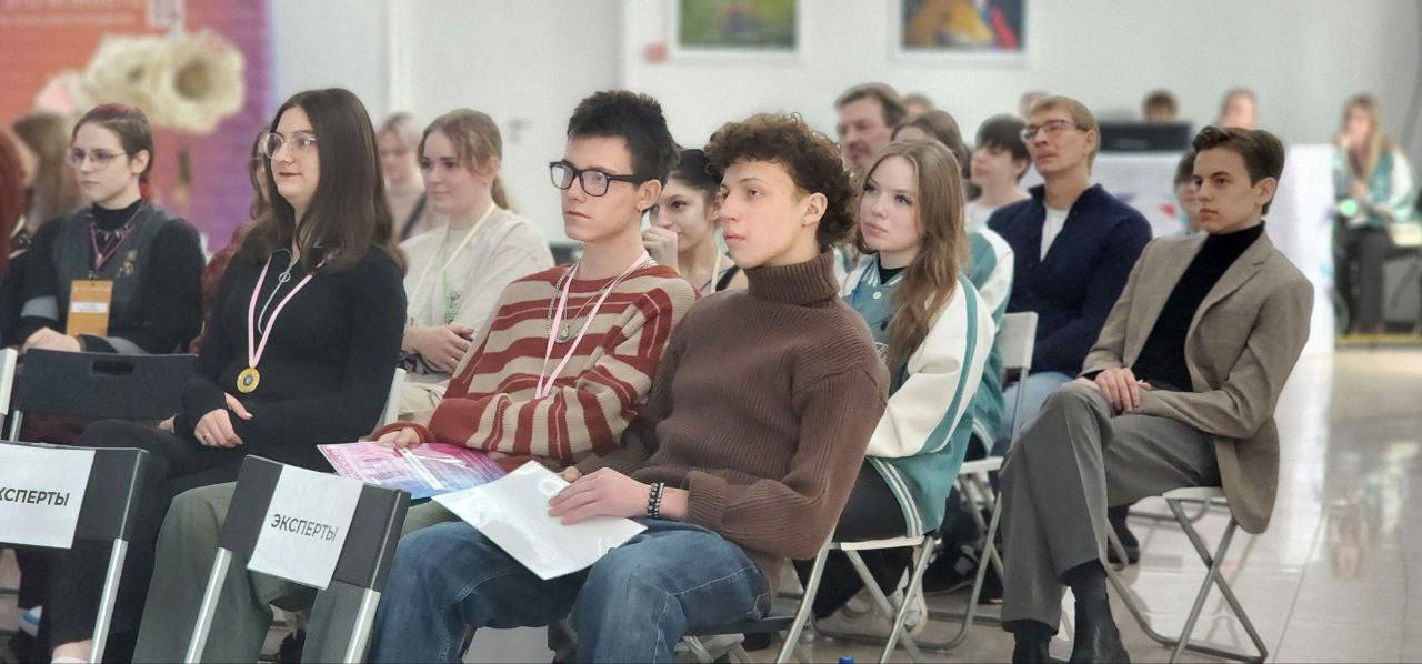 Стоп, снято: в Химках прошёл молодёжный фестиваль «Кино — это #ПРОСТО» Стоп, снято: в Химках прошёл молодёжный фестиваль «Кино — это #ПРОСТО»