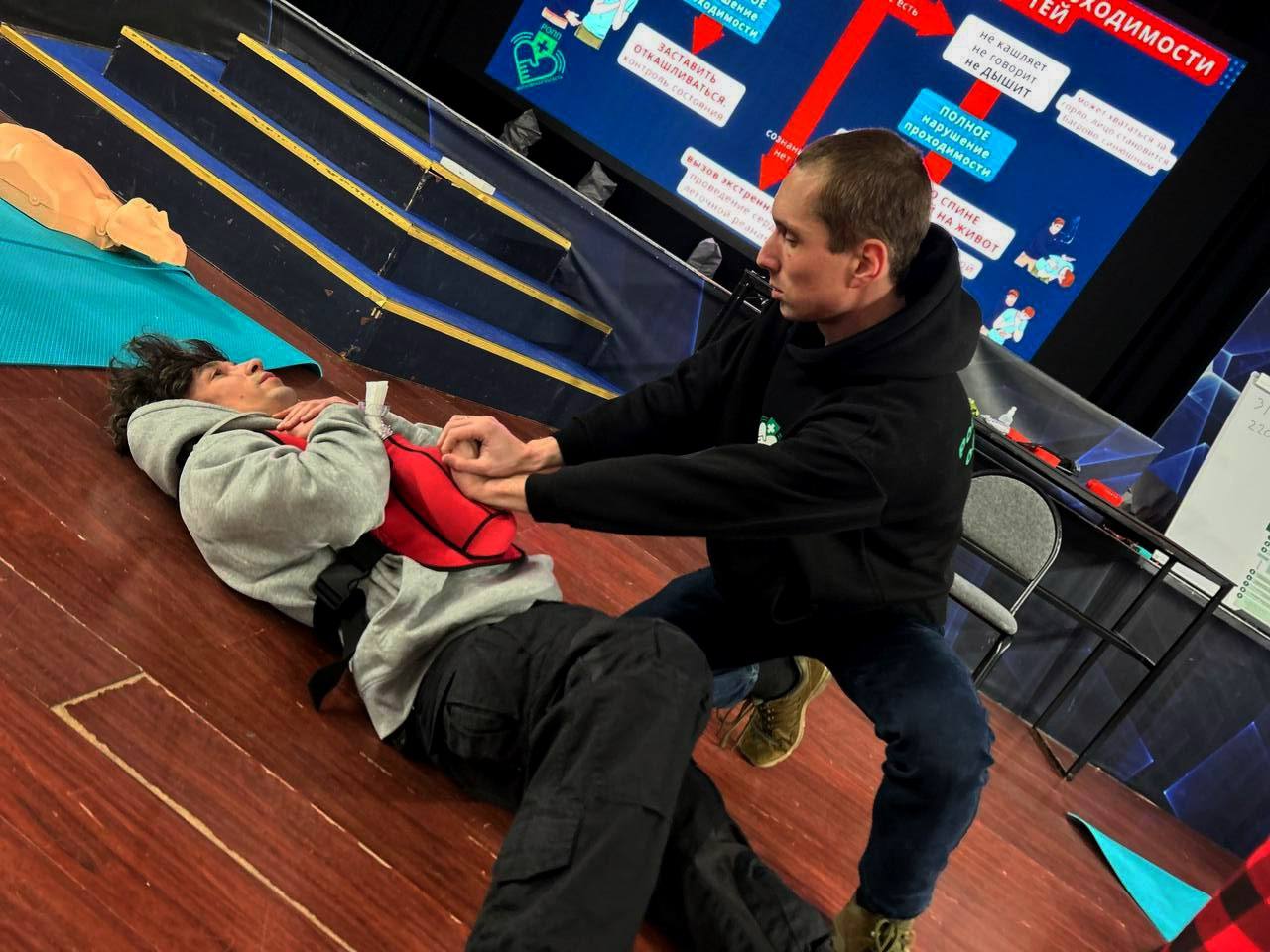 В Домодедово проходит обучение волонтёров-инструкторов первой помощи! В Домодедово проходит обучение волонтёров-инструкторов первой помощи!