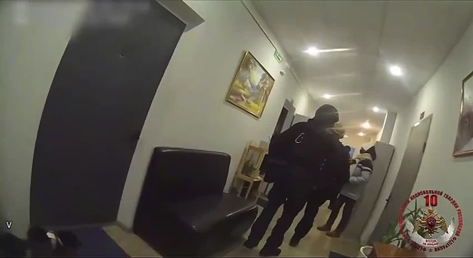 Спецназ Росгвардии обеспечил безопасность масштабного миграционного рейда в Подмосковье