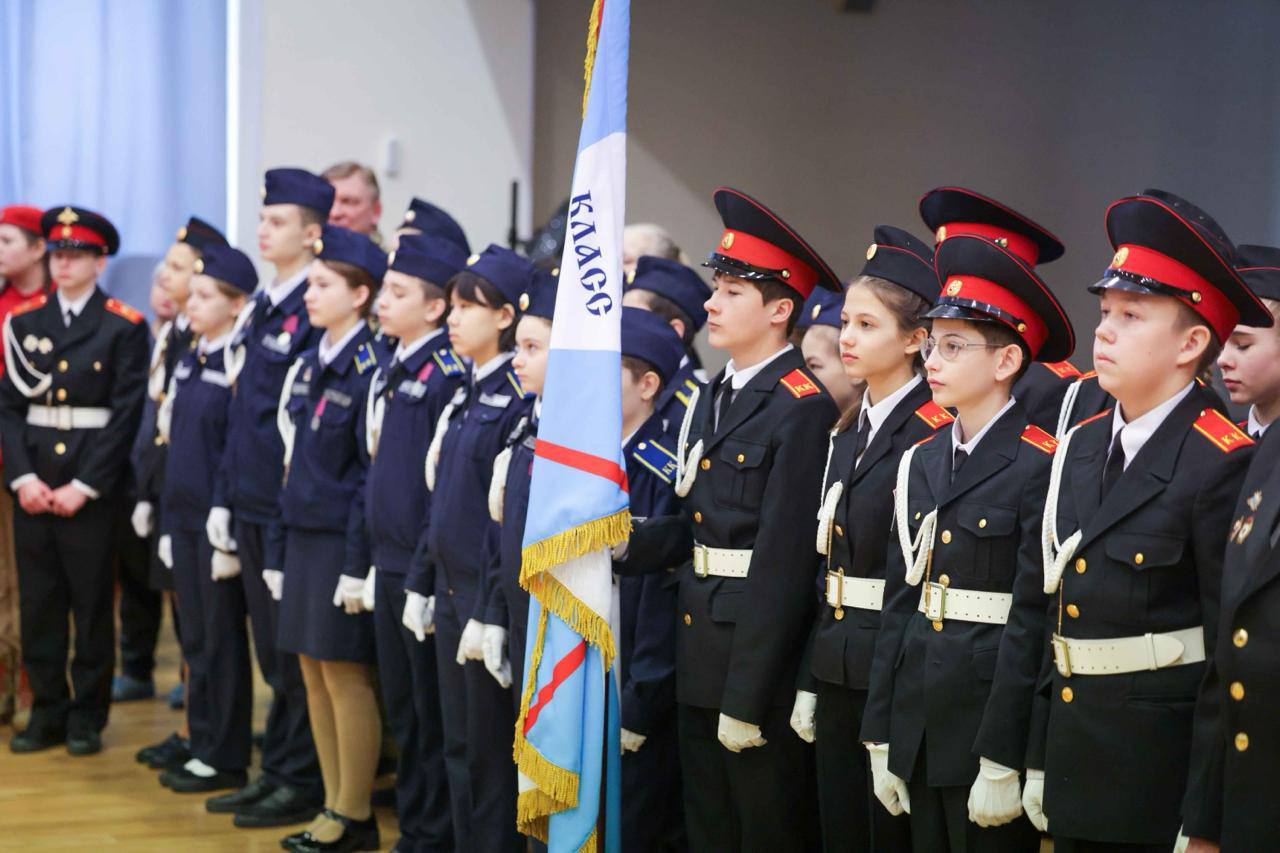 Григорий Артамонов: Продолжаем планомерную работу по военно-патриотическому воспитанию подрастающего поколения Григорий Артамонов: Продолжаем планомерную работу по военно-патриотическому воспитанию подрастающего поколения