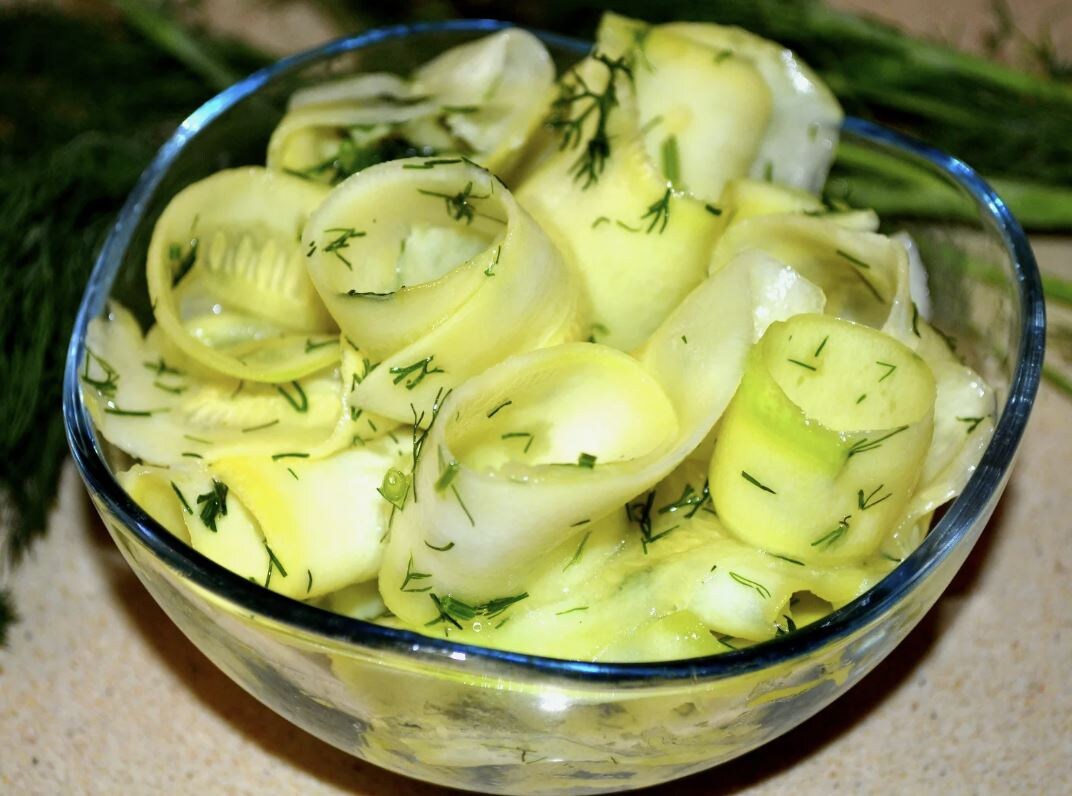 Ферментированные кабачки с чесноком: идеальная закуска без уксуса